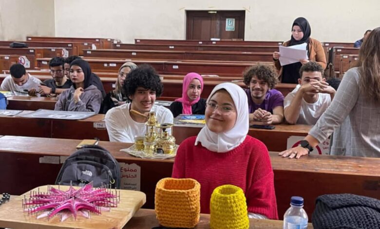 الإشادة بأفكار الطلاب المشاركين فى المؤتمر العلمى الطلابى الثانى لأكاديمية طيبة 1 الإشادة بأفكار الطلاب المشاركين فى المؤتمر العلمى الطلابى الثانى لأكاديمية طيبة