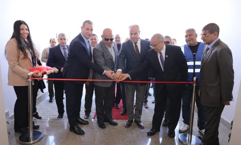 النقل تعلن افتتاح مبنى لجان الفحص المشترك "مبنى الجمارك" بمحطة تحيا مصر متعددة الأغراض 1 النقل تعلن افتتاح مبنى لجان الفحص المشترك "مبنى الجمارك" بمحطة تحيا مصر متعددة الأغراض