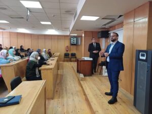 جامعة دمنهور تعقد فعاليات الدورة التدريبية "الشمول المالي "بالتعاون مع البنك المصري لتنمية الصادرات" 2 جامعة دمنهور تعقد فعاليات الدورة التدريبية "الشمول المالي "بالتعاون مع البنك المصري لتنمية الصادرات"