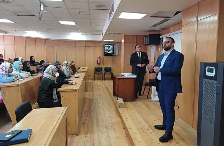 جامعة دمنهور تعقد فعاليات الدورة التدريبية "الشمول المالي "بالتعاون مع البنك المصري لتنمية الصادرات" 1 جامعة دمنهور تعقد فعاليات الدورة التدريبية "الشمول المالي "بالتعاون مع البنك المصري لتنمية الصادرات"