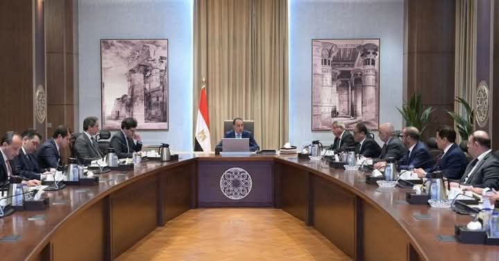 وزير الثقافة يكثف الاجتماعات لاستكمال تشكيل اللجنة المعنية بقضايا الدراما في شكلها النهائي 1 وزير الثقافة يكثف الاجتماعات لاستكمال تشكيل اللجنة المعنية بقضايا الدراما في شكلها النهائي