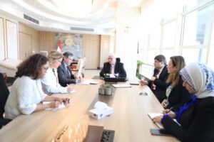 وزير التعليم العالي يبحث تطورات التعاون المشترك مع الوكالة الجامعية للفرانكفونية