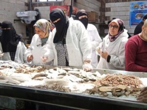 استعدادًا لأعياد القيامة المجيد وشم النسيم.. حملات رقابية مكثفة ببورسعيد