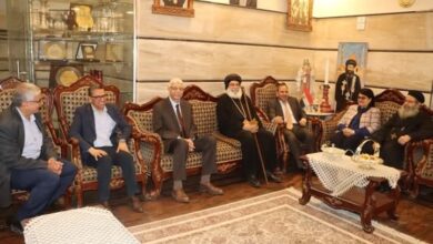 رئيس جامعة المنوفية يقدم التهنئة للأخوة الأقباط بعيد القيامة المجيد بمطرانية المنوفية