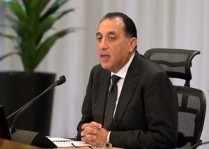 رئيس الوزراء يتوجه إلى أوغندا لترؤس وفد مصر بالقمة غير العادية للدول للدعم والاستقرار في الصومال