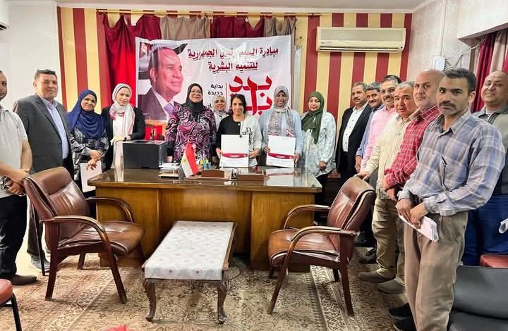 محافظ المنيا: نولي اهتماماً بالغاً بتوفير فرص العمل وتمكين المرأة ودعم العمالة غير المنتظمة