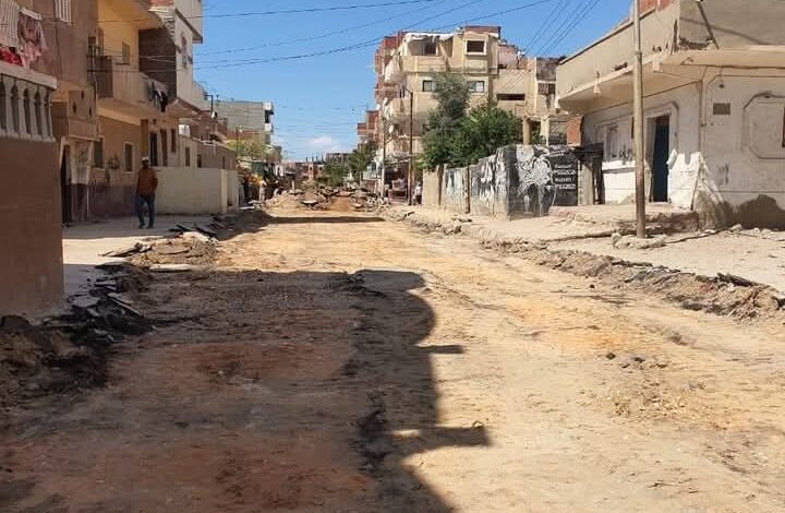 محافظ الإسماعيلية يتابع أعمال تطوير الطرق بمركز ومدينة القنطرة شرق 1 محافظ الإسماعيلية يتابع أعمال تطوير الطرق بمركز ومدينة القنطرة شرق