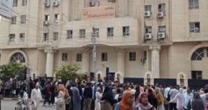 عاجل ..محكمة دمنهور تغير قيد وصف القضية إلى هتك عرض طفل تحت التهديد 