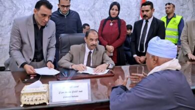 محافظ سوهاج يعقد اللقاء الجماهيري الأسبوعي للاستماع إلى شكاوى المواطنين واحتياجاتهم