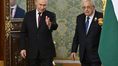 رئيس السلطة الفلسطينية يعرب عن رفضه خطة ترامب بشأن غزة خلال لقائه بوتين