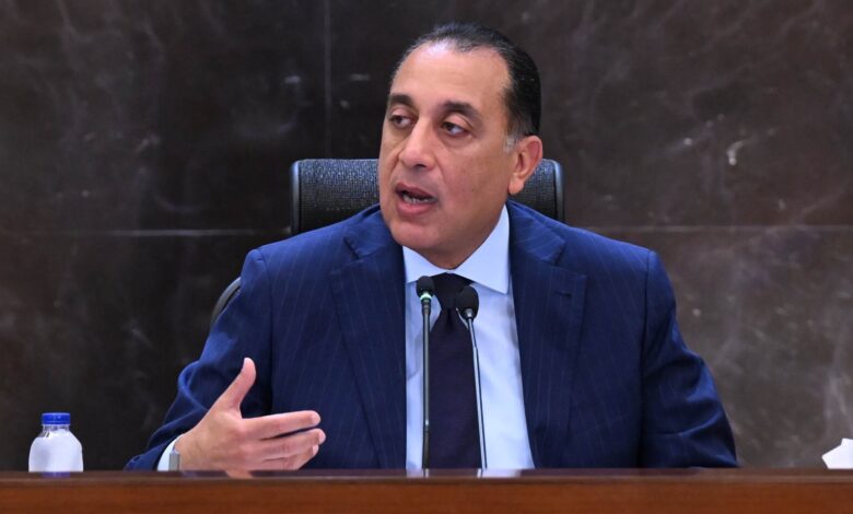 رئيس الوزراء : خلال الصيف المقبل سيكون لدينا 4 سفن تغويز مقابل واحدة العام الماضي