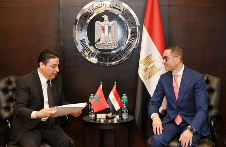 وزير الاستثمار يستقبل وزير التجارة الخارجية المغربي 1 وزير الاستثمار يستقبل وزير التجارة الخارجية المغربي