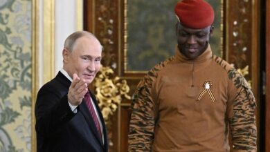 زعيم بوركينا فاسو يطلب من روسيا المساعدة التكنولوجية