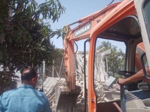 إزالة 16 حالة تعدٍ بنجع حمادي ضمن الموجة 26 لإزالة التعديات 3 إزالة 16 حالة تعدٍ بنجع حمادي ضمن الموجة 26 لإزالة التعديات