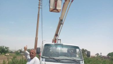 حملات صيانه و اصلاح اعطال أعمدة الإنارة العامة و صيانه وتركيب ٣٥ كشاف