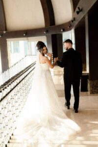 زفاف ملكة جمال مصر شاهي حمدي يشعل مواقع التواصل... وإطلالتها تخطف القلوب 3 زفاف ملكة جمال مصر شاهي حمدي يشعل مواقع التواصل... وإطلالتها تخطف القلوب