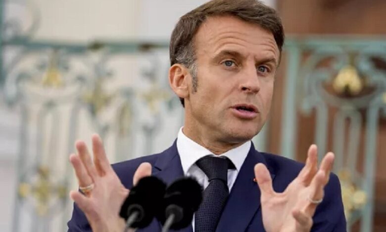 الرئيس الفرنسي يعلن استعداده لفرض عقوبات جديدة على روسيا في "الأيام المقبلة"