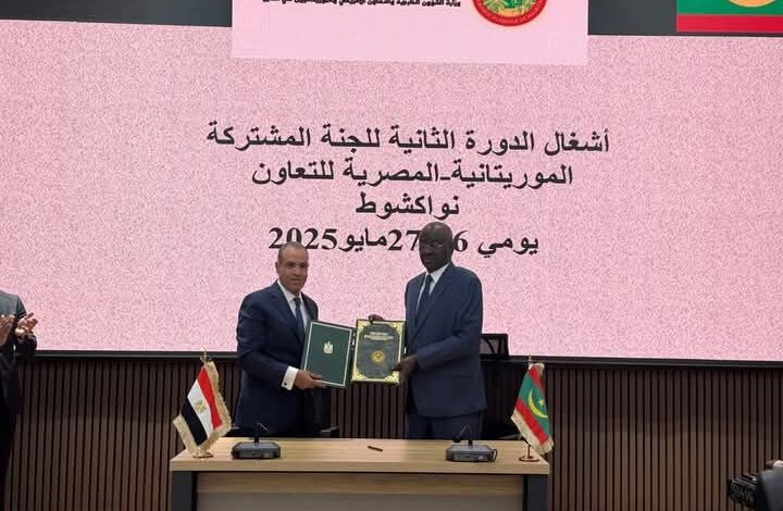 وزير الخارجية والهجرة يترأس الجانب المصري خلال أعمال اللجنة المشتركة المصرية الموريتانية في نواكشوط 1 وزير الخارجية والهجرة يترأس الجانب المصري خلال أعمال اللجنة المشتركة المصرية الموريتانية في نواكشوط