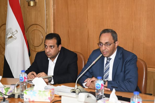 محافظ قنا يبحث مع وفد "الهابيتات" إعداد خطة استراتيجية للتنمية الاقتصادية المحلية لمدينة قنا 1 محافظ قنا يبحث مع وفد "الهابيتات" إعداد خطة استراتيجية للتنمية الاقتصادية المحلية لمدينة قنا