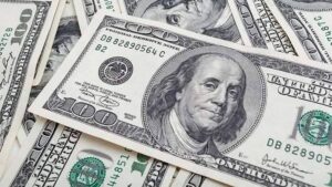 بيان يوضح أسعار العملات الأجنبية والعربية اليوم الخميس