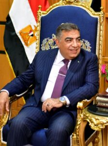 محافظ الدقهلية يهنئ أبناء الدقهلية بعيد العمال 