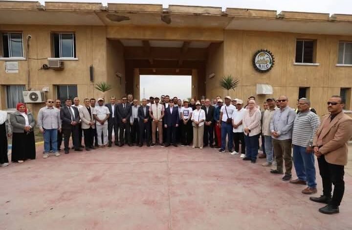 تلبية لدعوة "فاروق"وزير الزراعة ..الملاجاشي يواصل تفقد المشروعات الزراعية ومواقع الإنتاج 1 تلبية لدعوة "فاروق"وزير الزراعة ..الملاجاشي يواصل تفقد المشروعات الزراعية ومواقع الإنتاج