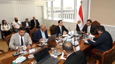 وزير الإسكان يعقد اجتماعًا لمتابعة الموقف التنفيذي لـ"حدائق تلال الفسطاط"
