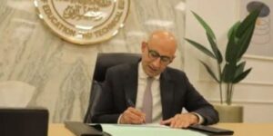 وزارة التعليم تحدد آليات تنفيذ قرار إعادة تعيين العاملين بالمدارس