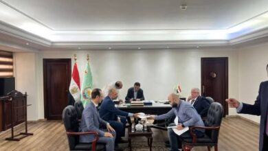 وزير الزراعة يعقد اللقاء الأسبوعي مع أعضاء مجلسي النواب والشيوخ