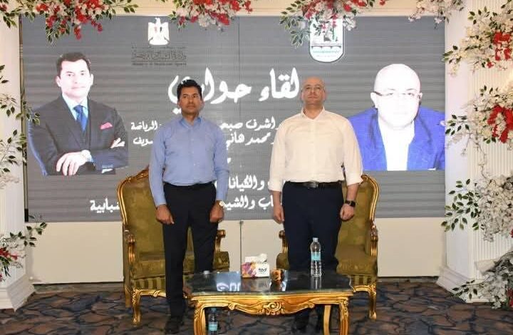 وزير الشباب والرياضة في لقاء حواري مفتوح مع شباب محافظة بني سويف 1 وزير الشباب والرياضة في لقاء حواري مفتوح مع شباب محافظة بني سويف