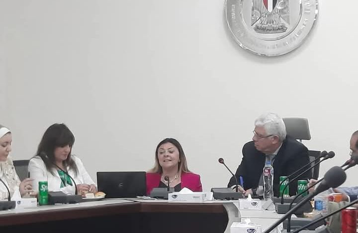 وزير التعليم العالي والمشرف العام على "القومي للإعاقة" يترأسان اجتماع مسؤولي مراكز الإعاقة 1 وزير التعليم العالي والمشرف العام على "القومي للإعاقة" يترأسان اجتماع مسؤولي مراكز الإعاقة