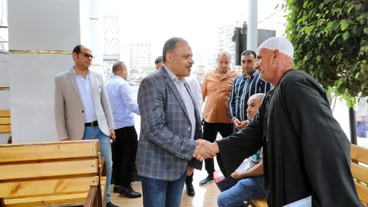 محافظ الشرقية يُتابع سير إجراءات العمل بالمركز التكنولوجي لخدمة المواطنين بالديوان العام