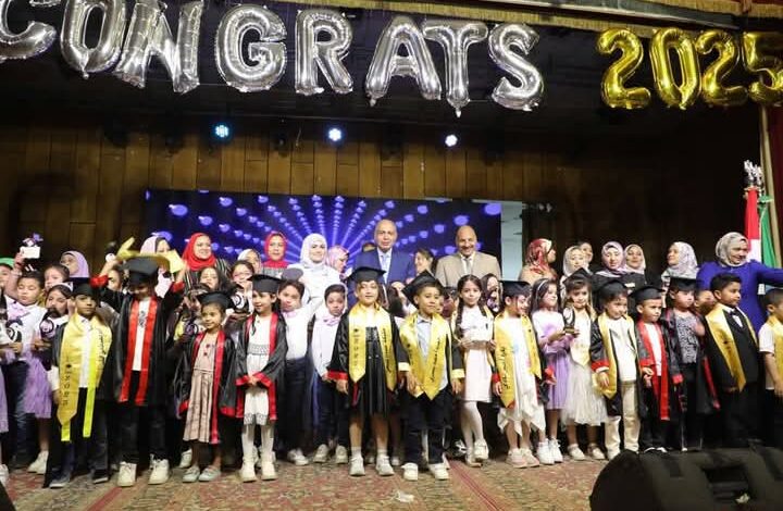 اللواء كدوانى يشهد حفل ختام الأنشطة وتخرج طلاب مدرسة حى النوادي الرسمية لغات