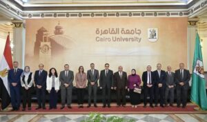 رئيس جامعة القاهرة يوجه بسرعة الانتهاء من وضع الخطة الاستراتيجية للجامعة 2025-2030 م