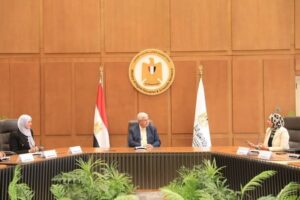 تطوير التعليم بالوزراء و بحوث الإلكترونيات يوقعان بروتوكول تعاون لتأهيل العمالة الفنية في التكنولوجيا 2 تطوير التعليم بالوزراء و بحوث الإلكترونيات يوقعان بروتوكول تعاون لتأهيل العمالة الفنية في التكنولوجيا