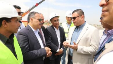 وزير الإسكان و محافظ الشرقية يتفقدان مشروع صرف صحي سنهوا بمنيا القمح ضمن المبادرة الرئاسية "حياة كريمة"