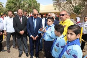 محافظ المنيا يشهد حفل مبدعون قادرون ويكرم المتميزين