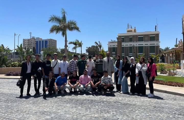 طلاب جامعة الإسماعيلية الجديدة الأهلية يتعرفون على متحف قناة السويس العريق