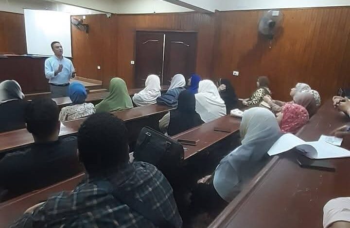 صحة الدقهلية: ختام الدورة التدريبية النصف سنوية للعاملين بالمبادرات الرئاسية 