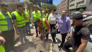 انطلاق فعاليات مبادرة "بشبابها هنشجرها " بزراعة 60 شجرة بونسيانا بمحاذاة كورنيش بحر مويس بالزقازيق