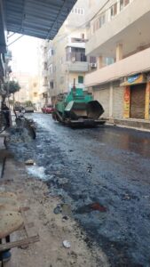 تنفيذ أعمال الرصف بشارع صلاح الدين ومجمع المصالح بحي ثان الزقازيق ضمن الخطة الإستثمارية للعام الحالي 2 تنفيذ أعمال الرصف بشارع صلاح الدين ومجمع المصالح بحي ثان الزقازيق ضمن الخطة الإستثمارية للعام الحالي