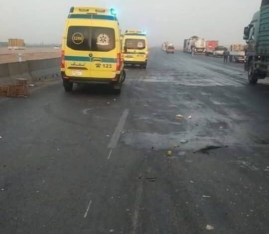 مصرع شخص وإصابة 3 آخرين في حادث انقلاب ميكروباص بطريق الفيوم الصحراوي 1 مصرع شخص وإصابة 3 آخرين في حادث انقلاب ميكروباص بطريق الفيوم الصحراوي