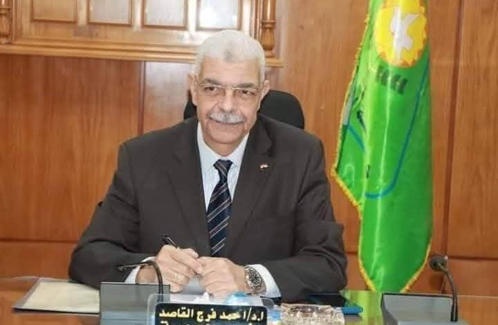 المركز الجامعي للتطوير المهني بجامعة المنوفية وخريجي الجامعة يشاركون في فعاليات ملتقى التوظيف "فرصة حياة" 