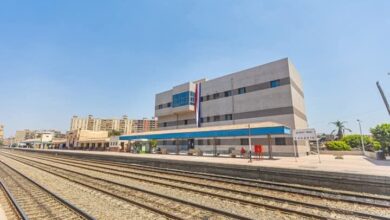 وزير الصناعة والنقل يعلن دخول أبراج الإشارات الرئيسية في محطات: الزقازيق، والإسماعيلية 