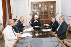 وزير الأوقاف يجتمع برئيس هيئة الأوقاف ومجلس إدارتها لمتابعة ملفات الاستثمار وتعظيم الموارد 2 وزير الأوقاف يجتمع برئيس هيئة الأوقاف ومجلس إدارتها لمتابعة ملفات الاستثمار وتعظيم الموارد