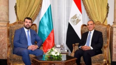 وزير الخارجية يستقبل نظيره البلغاري لبحث تعزيز العلاقات الثنائية المشتركة بين البلدين 