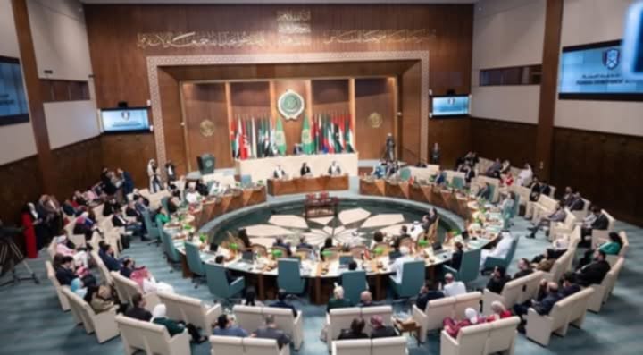 الاحتفال باليوم العربي للاستدامة 2025 بمقر الأمانة العامة لجامعة الدول العربية يكرم رئيس لجنة المجتمع المدني