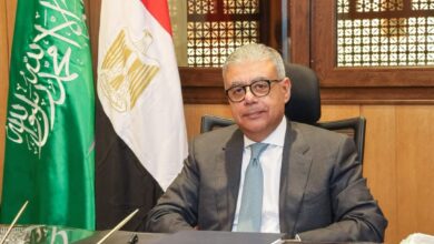 السفارة المصرية تنهي أزمة العمال المتضررين في السعودية