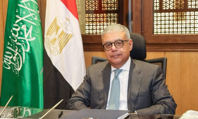 السفارة المصرية تنهي أزمة العمال المتضررين في السعودية 1 السفارة المصرية تنهي أزمة العمال المتضررين في السعودية