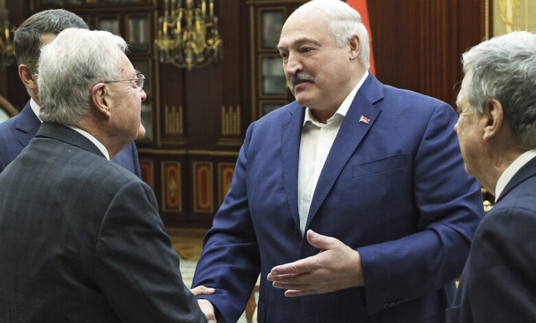 الكشف عن محاور مباحثات الناطق باسم الرئاسة البيلاروسية مع المبعوث الأمريكي كيلوغ